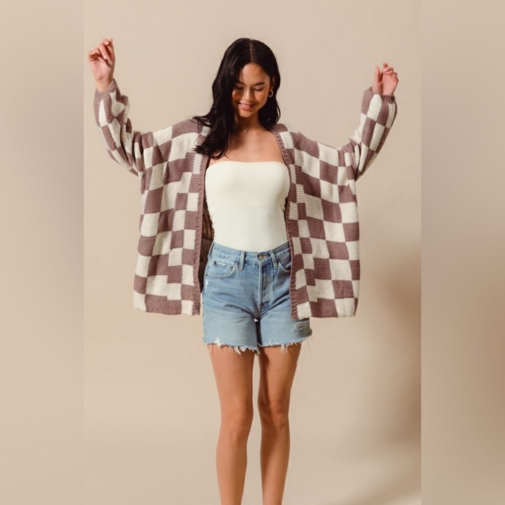 899. CHECK PLAID CARDIGAN SWEATER - Picture 9 of 12